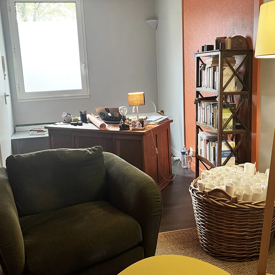 Cabinet d'Elisabeth Julien. Elle vous accueille dans un cadre chaleureux et bienveillant.